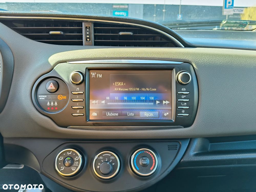 Toyota Yaris - 22