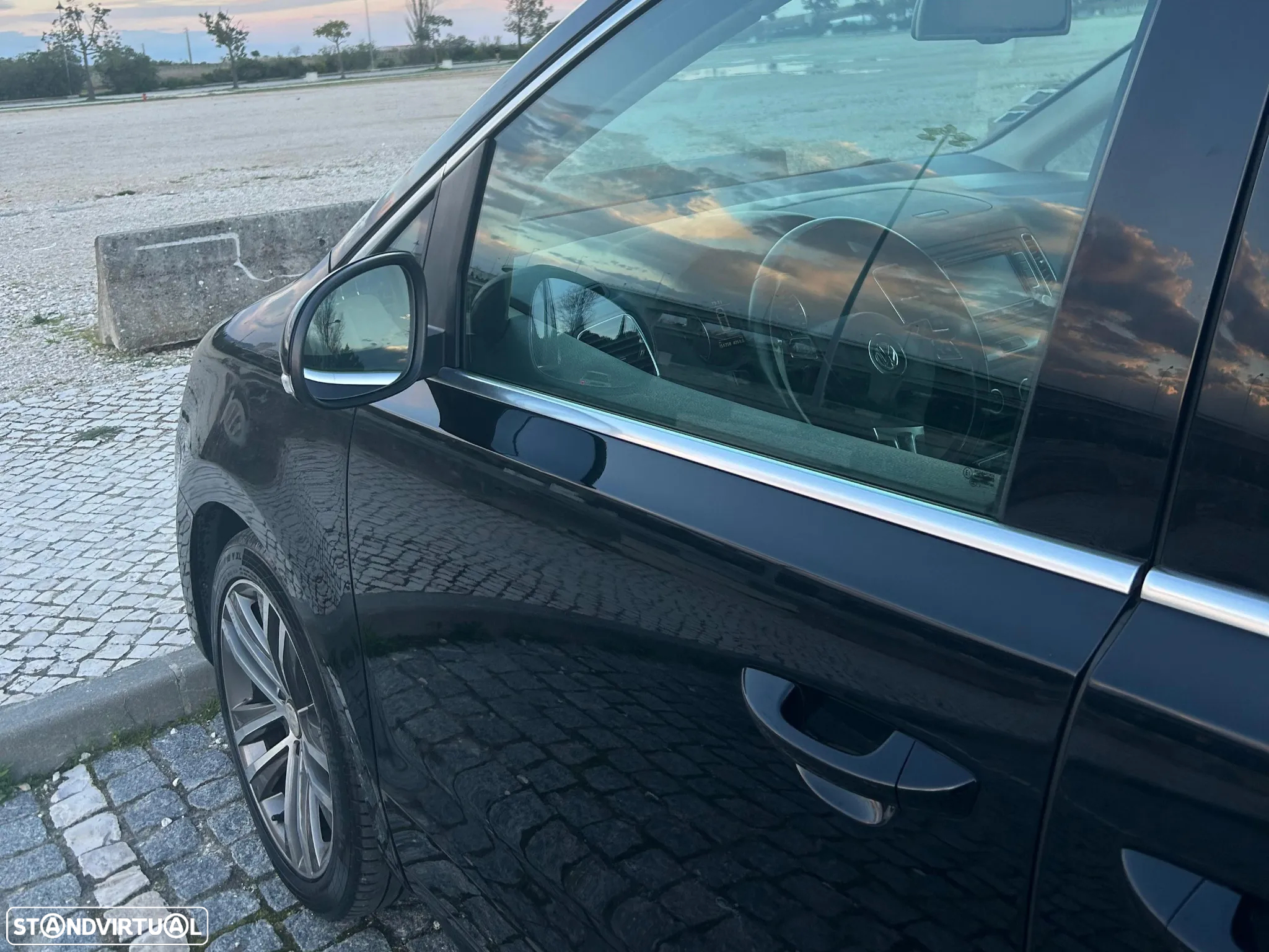 VW Sharan 2.0 TDI Highline DSG - 34