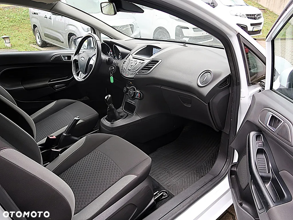 Ford Fiesta 1.0 EcoBoost S&S ST-LINE - 8