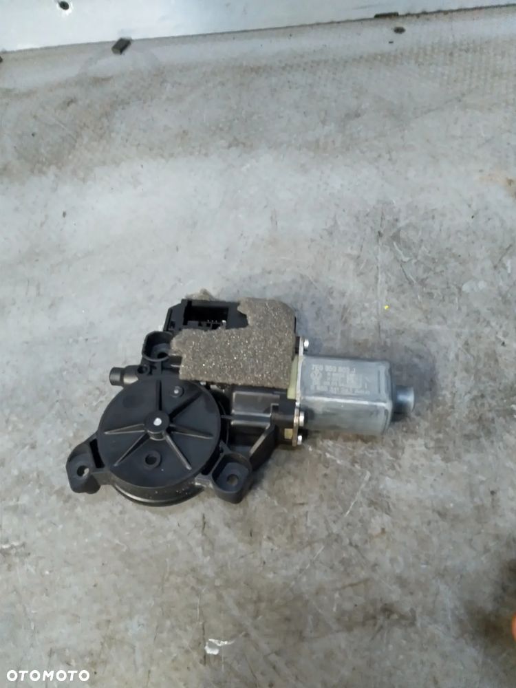 Silniczek szyby 7E0959802J - 1