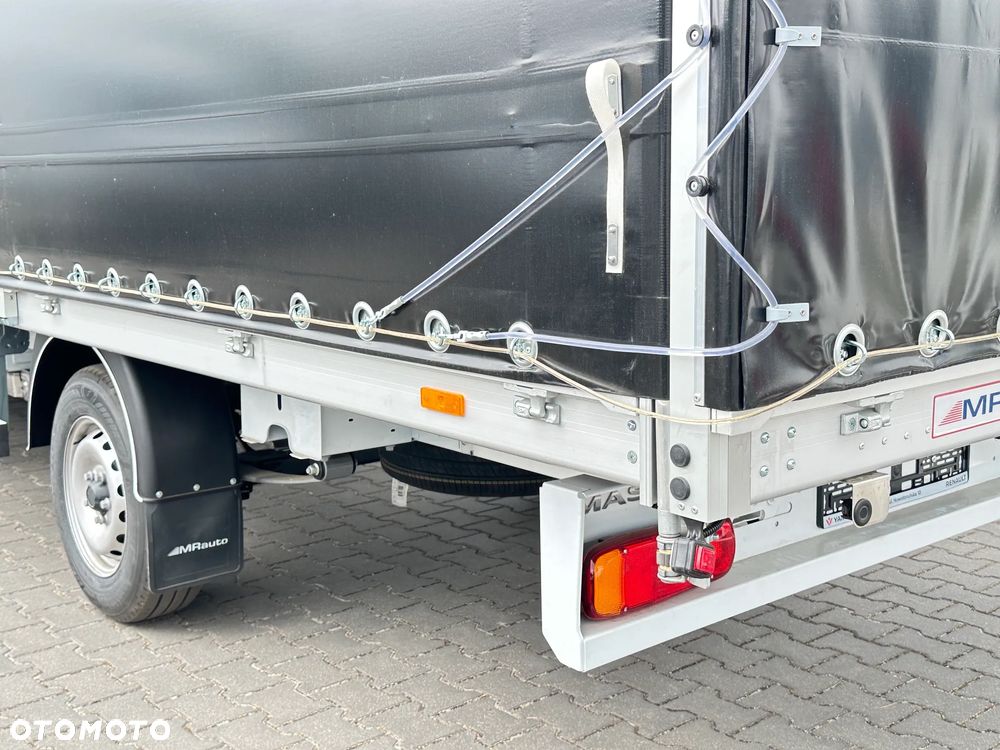 Renault Master 2.0 dCi 170 KM AT9 E-VI - 26