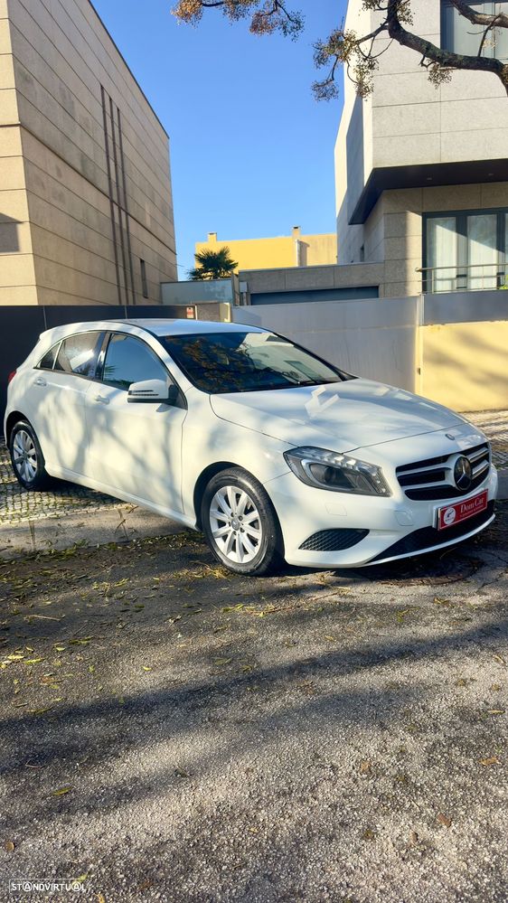 Mercedes-Benz A 200 CDI (BlueEFFICIENCY) 7G-DCT Style - 2