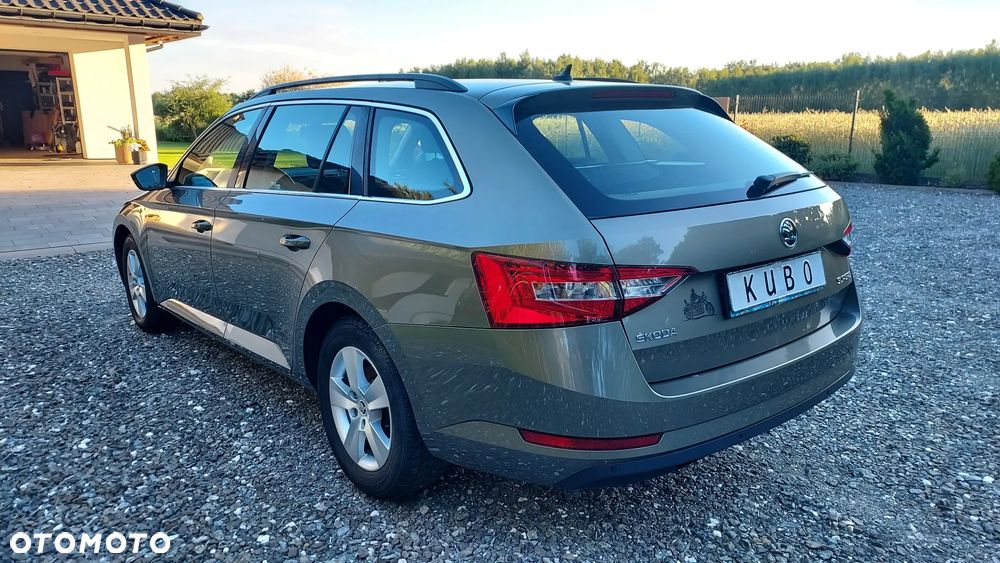 Skoda Superb 2.0 TDI Ambition - 7