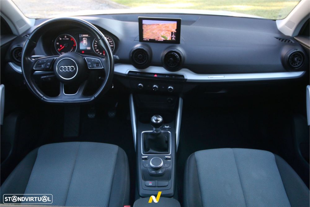 Audi Q2 1.6 TDI Design - 22
