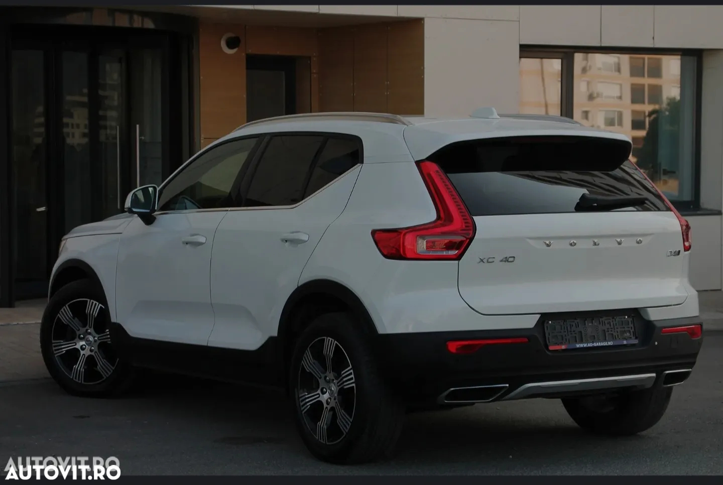 Volvo XC 40 D4 AWD Inscription - 8