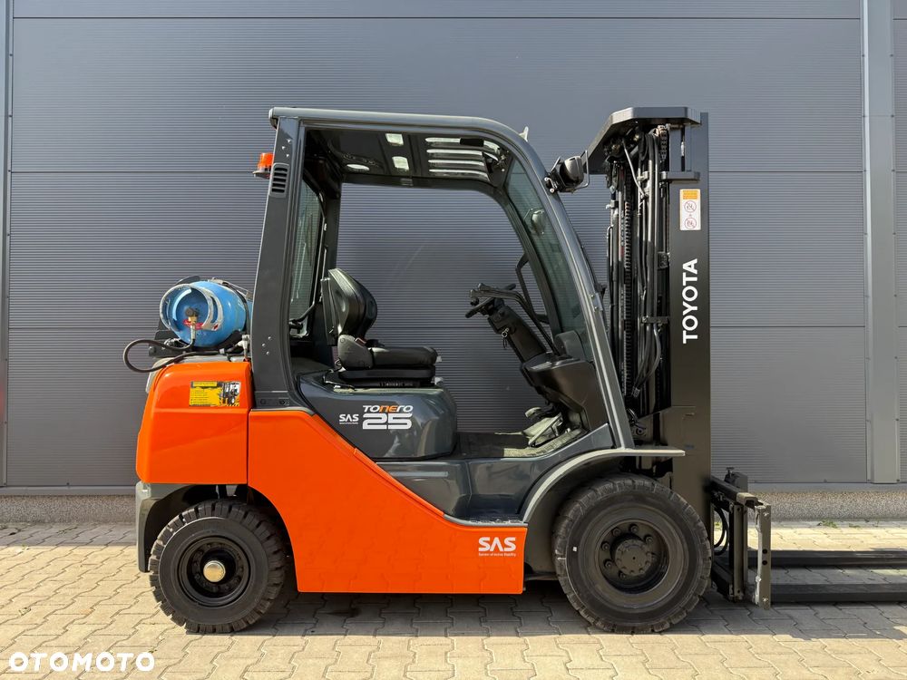 Toyota 02-8FGF25 - 2