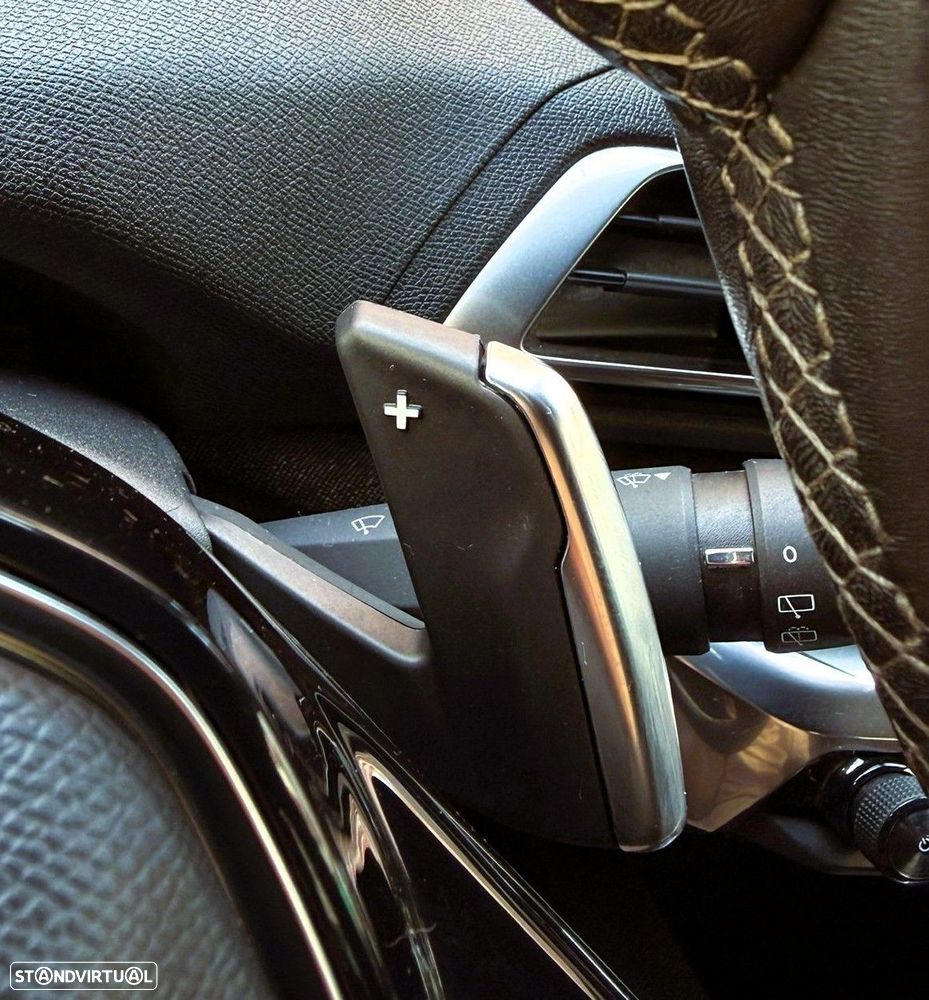 Peugeot 5008 1.2 PureTech Allure Pack EAT8 - 21