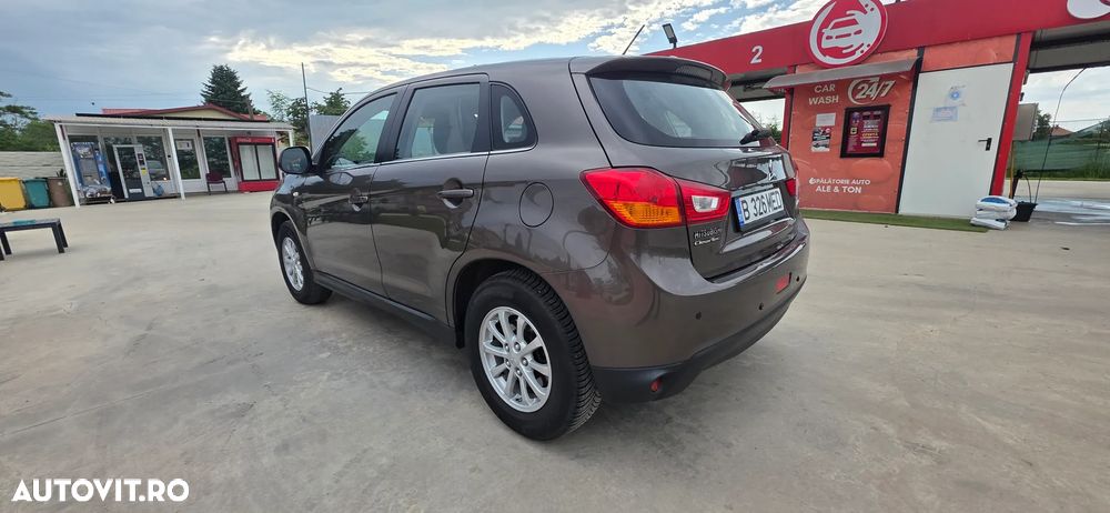 Mitsubishi ASX - 7