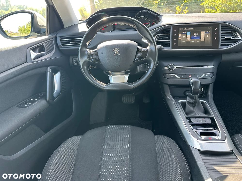 Peugeot 308 BlueHDi 120 EAT6 Stop & Start Business-Line - 26