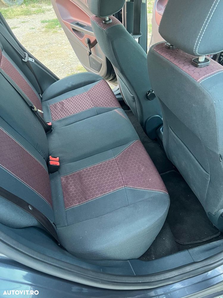 Ford Fiesta 1.25i Titanium - 5