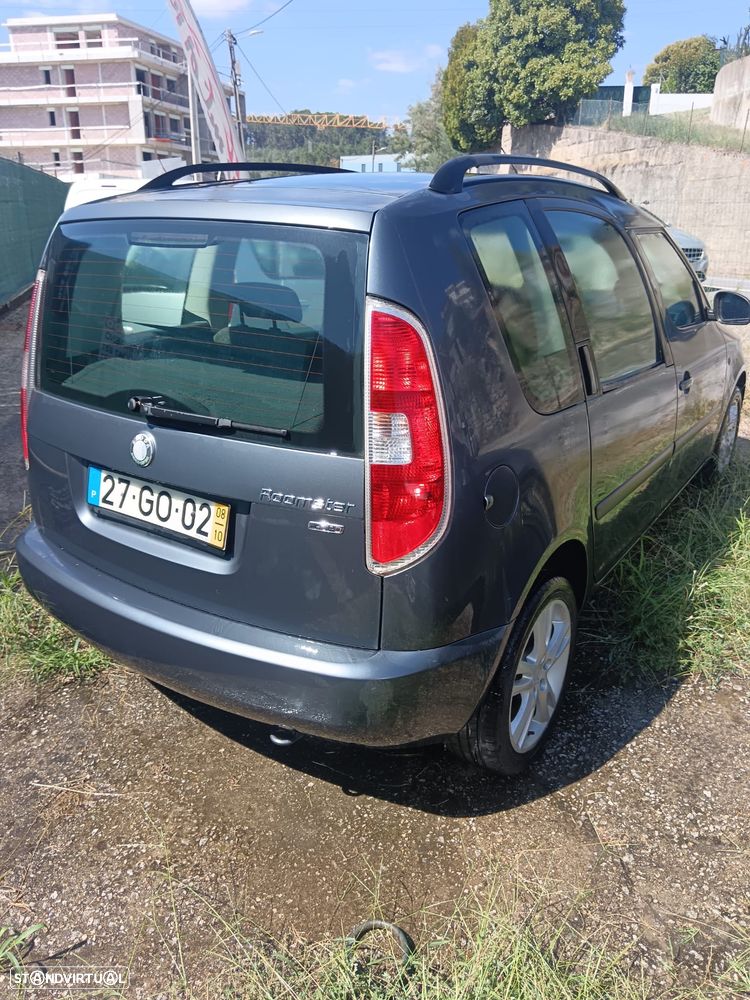 Skoda Roomster 1.2 Comfort - 2