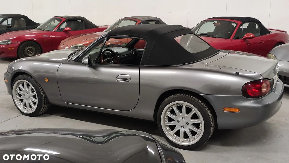 Mazda MX-5 1.6i 16V - 18