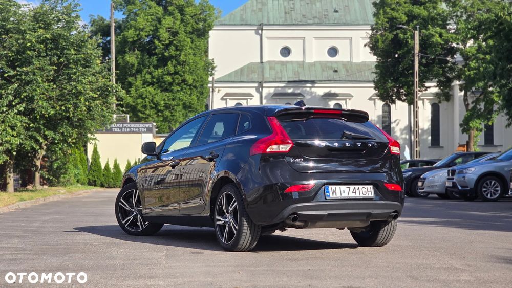 Volvo V40 T4 Drive-E Momentum - 8