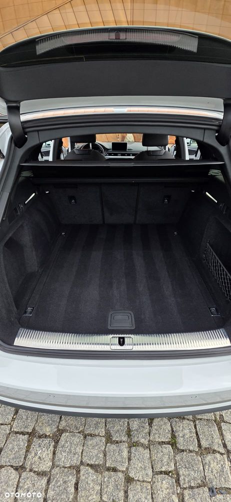 Audi A4 Avant 40 TDI quattro S tronic S line - 25