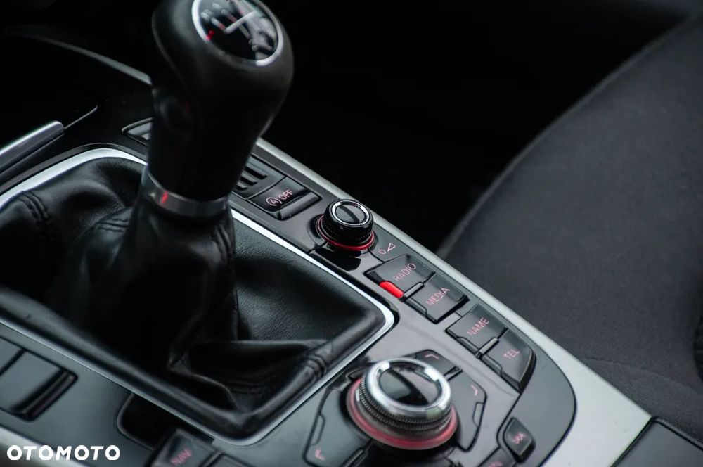 Audi A4 Avant 2.0 TDI DPF Ambiente - 37