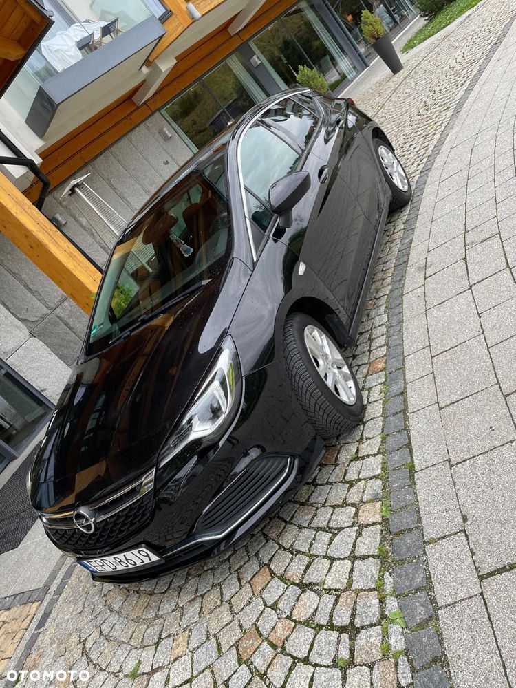 Opel Astra 1.6 T Dynamic S&S - 8