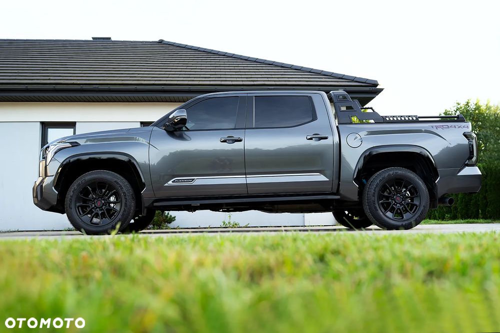 Toyota Tundra - 8