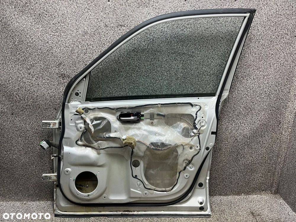 Drzwi prawy przod przednie listwa Z2S C02 Suzuki Grand Vitara 2 II 110 umFe - 10