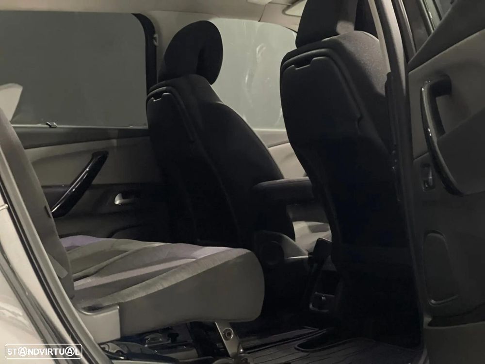 Citroën C4 Grand Picasso - 10