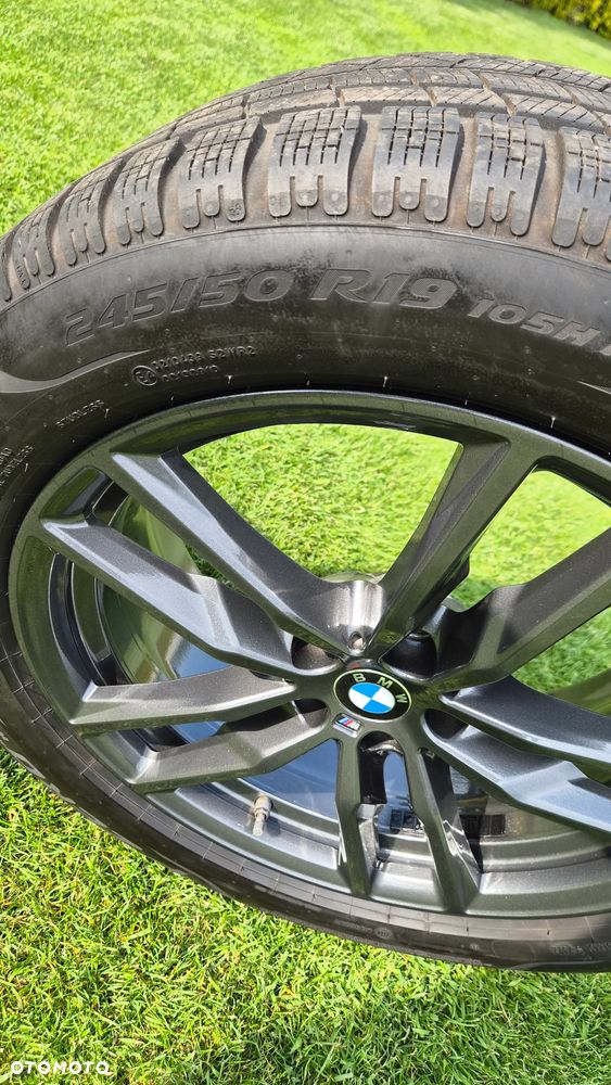 Koła z felgami BMW X3 GO1 2018 r 245/55 R19 - 8