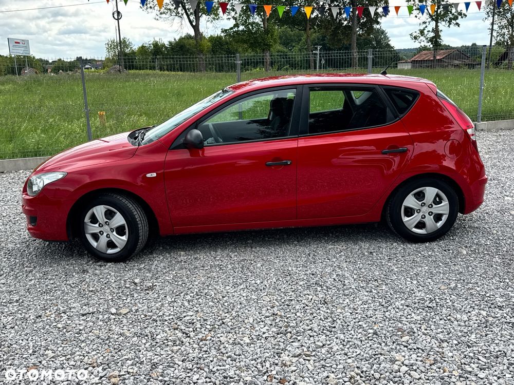 Hyundai i30 1.4 Blue Classic - 10
