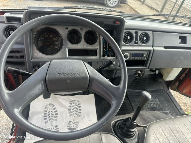 Toyota DYNA 150 - 9