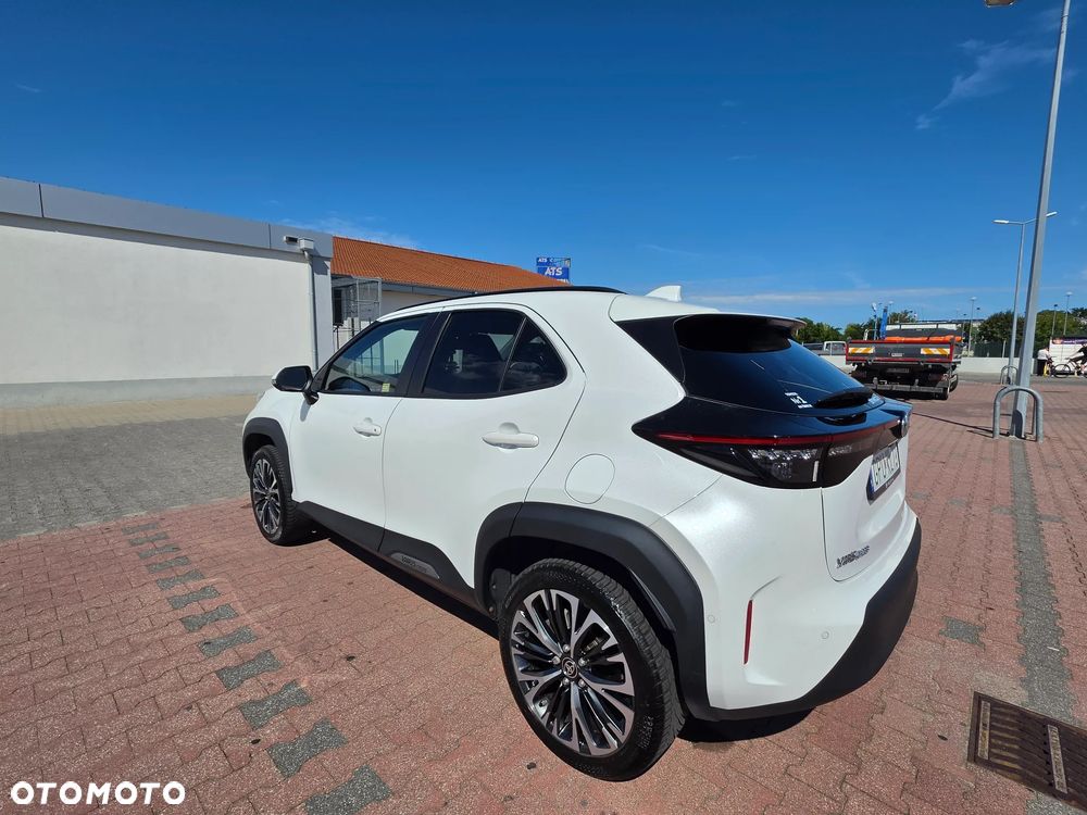 Toyota Yaris Cross Hybrid 1.5 Executive - 8