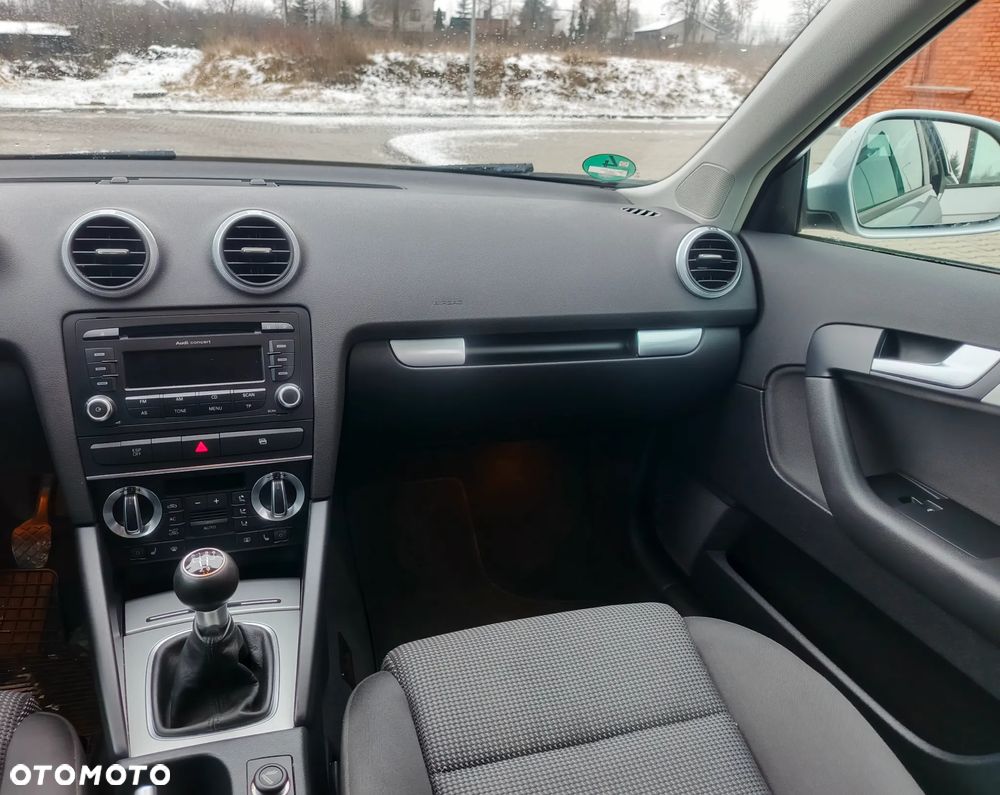 Audi A3 Sportback 1.6 TDI DPF Attraction - 15