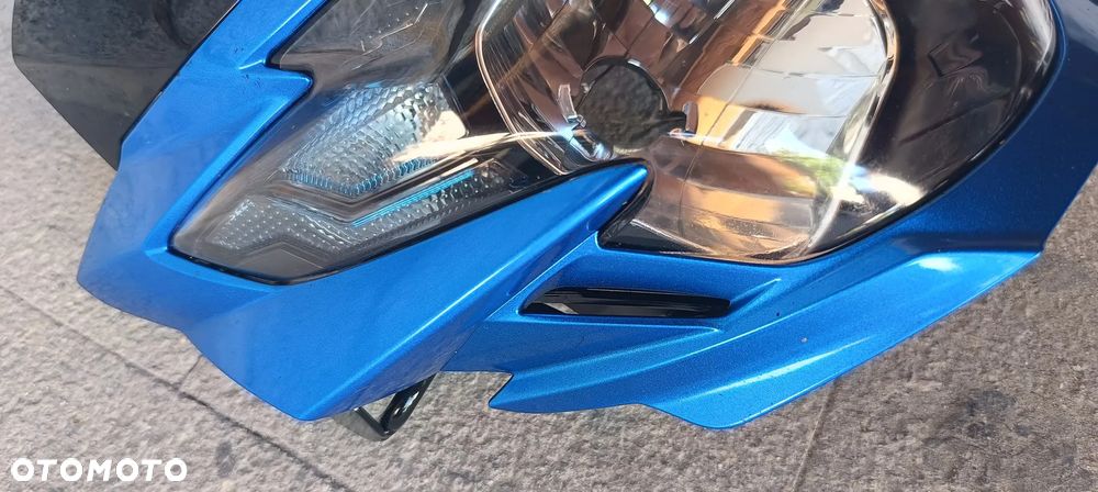 SUZUKI GSR 750 LAMPA PRZÓD REFLEKTOR CZASZA OWIEWKA STELAŻ - 15