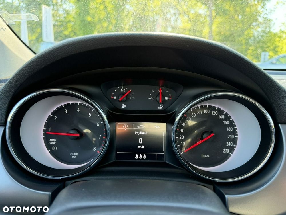 Opel Astra 1.4 T Enjoy S&S - 17
