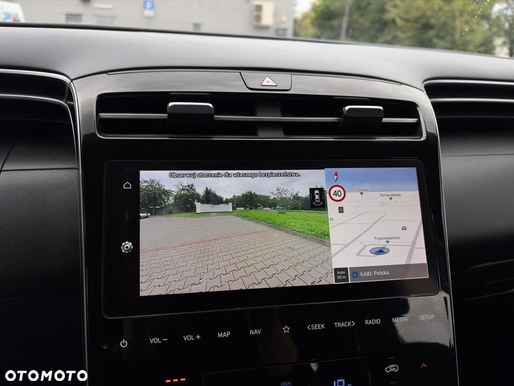 Hyundai Tucson 1.6 CRDi 48V-Hybrid 2WD DCT Select - 24