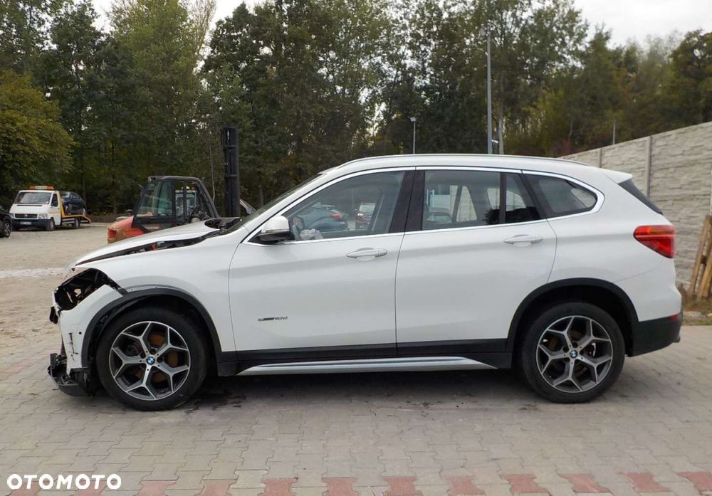 BMW X1 - 13