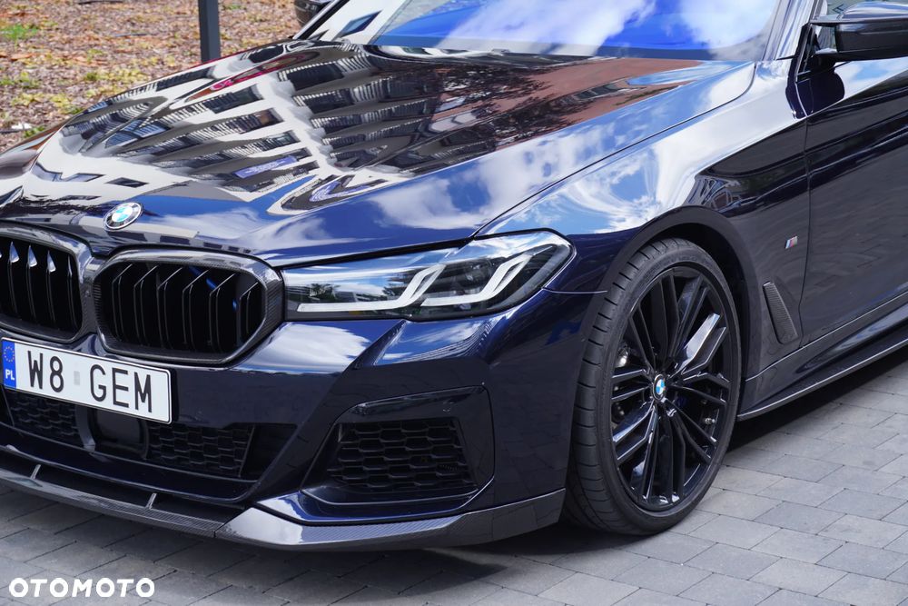 BMW Seria 5 M550i xDrive sport - 3