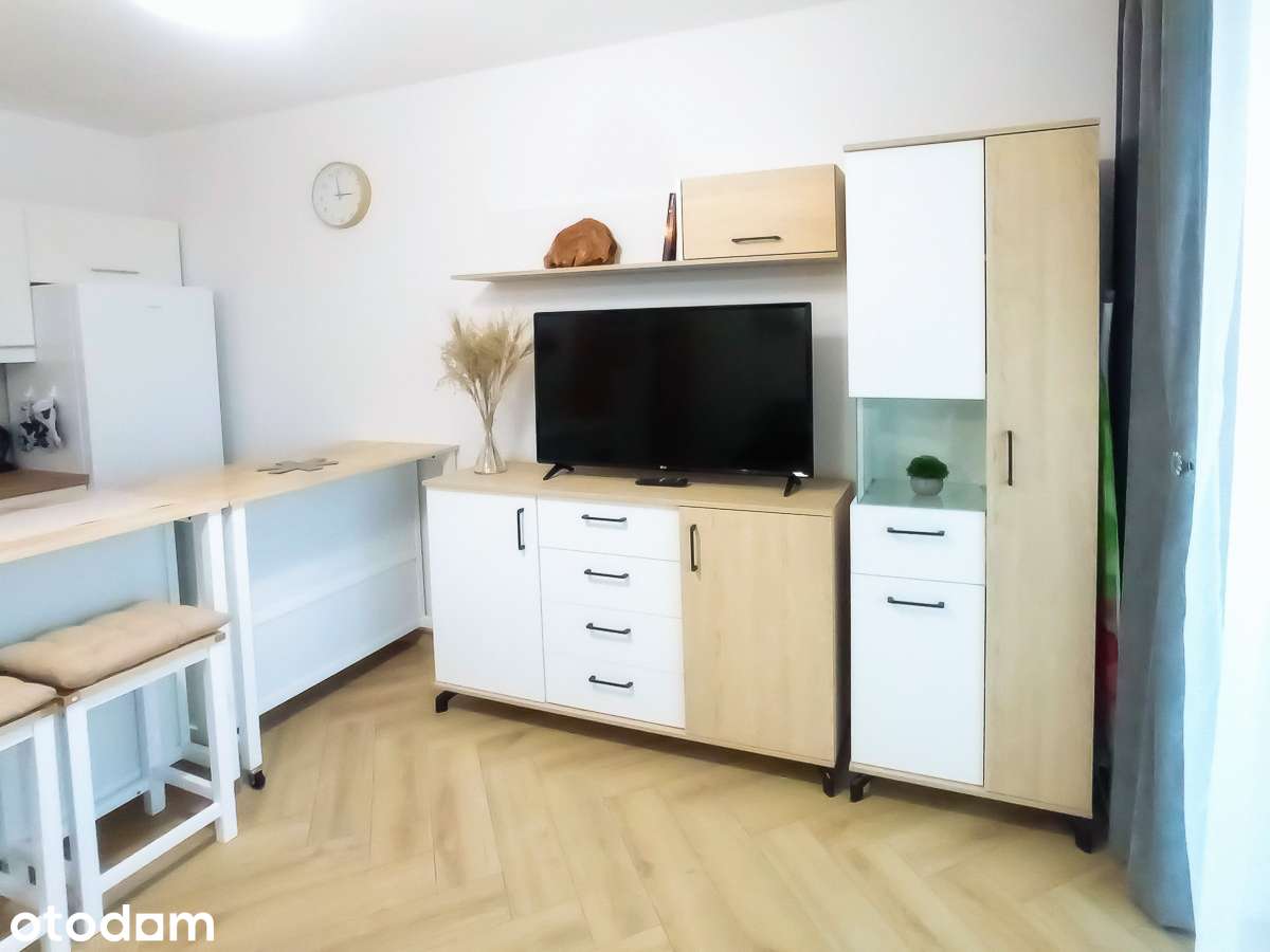 Komfortowa kawalerka | Balkon | Widok | Garaż | Chociebuska, Nowy Dwór - Pełny obrazek: 3/17
