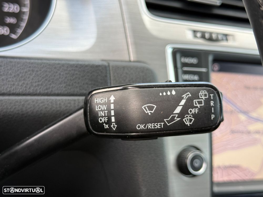 VW Golf 1.6 TDi BlueMotion DSG Trendline - 16