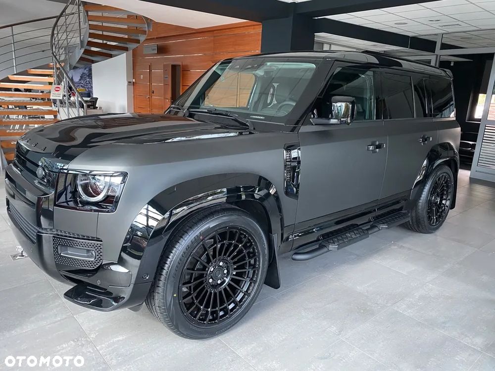 Land Rover Defender 3.0 D300 mHEV X-Dynamic SE