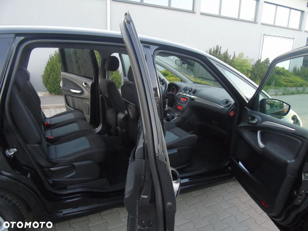 Ford S-Max - 7