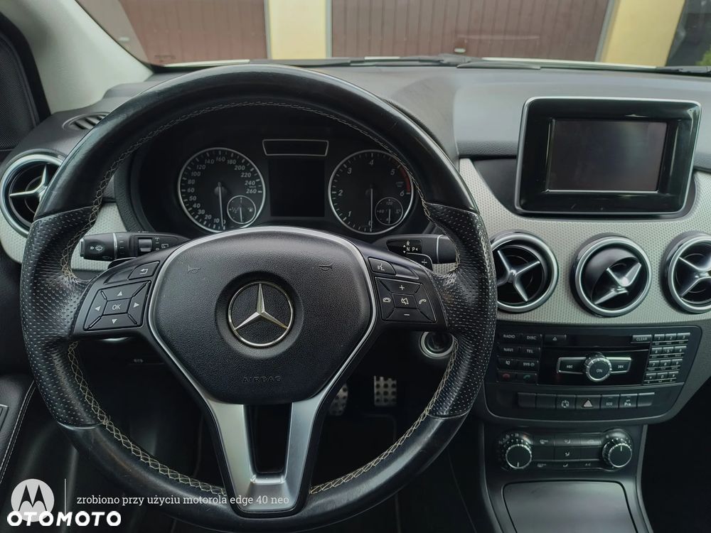 Mercedes-Benz Klasa B - 21