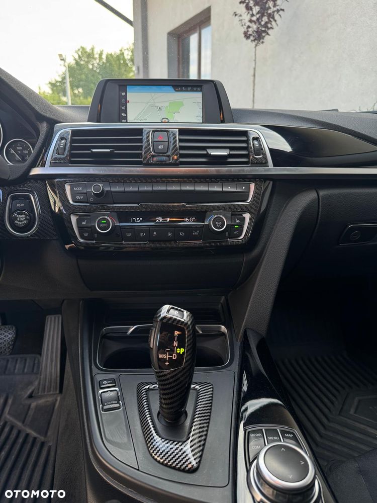 BMW Seria 3 320d Advantage - 25