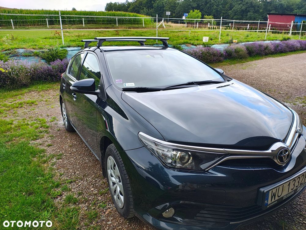 Toyota Auris 1.6 Comfort - 1