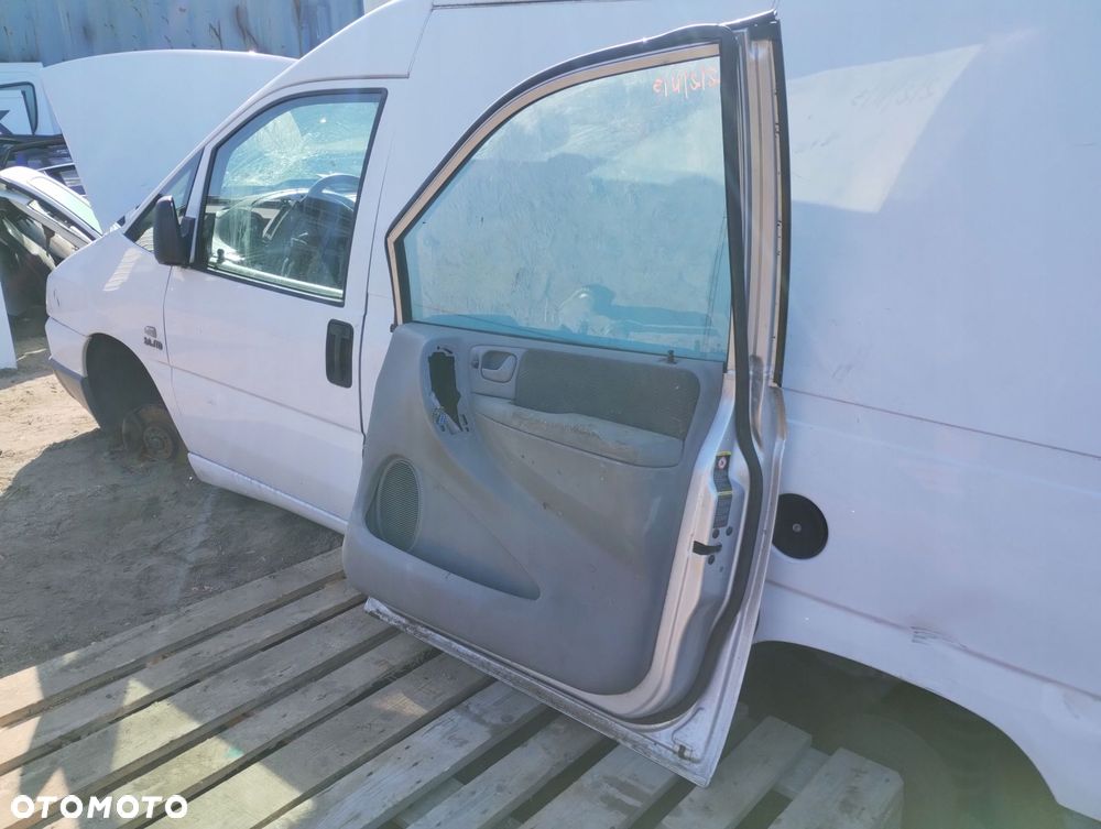 Chrysler Voyager Iv Drzwi Prawe Przód - 9