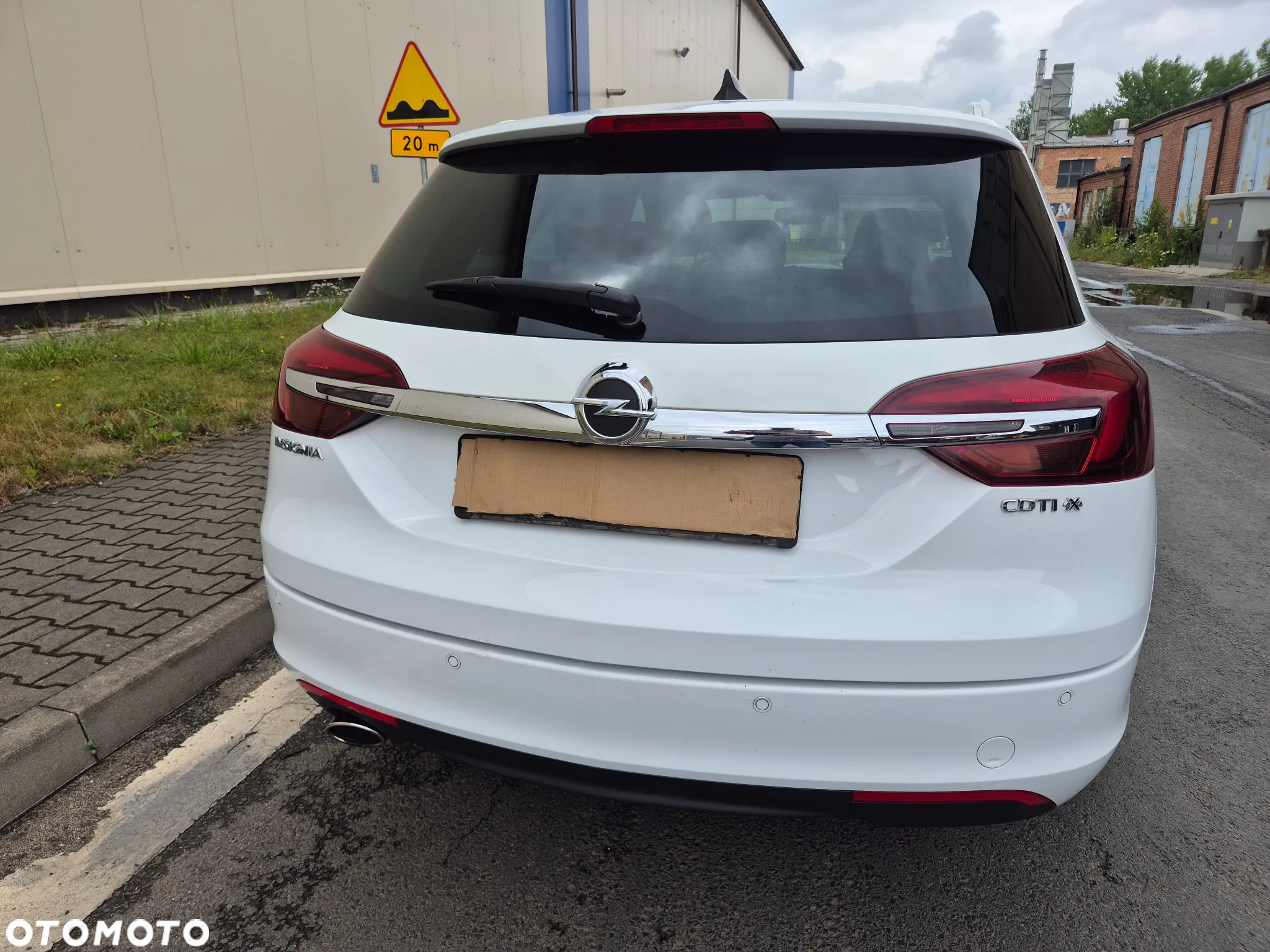 Opel Insignia Sports Tourer 2.0 Diesel 4x4 Exclusive - 6