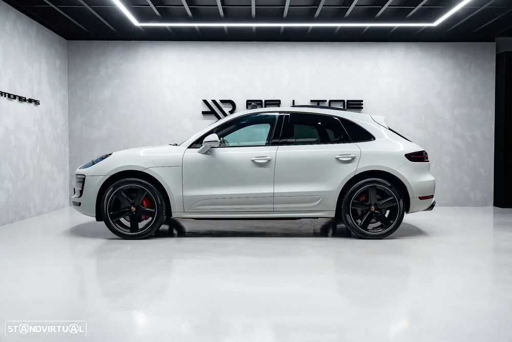 Porsche Macan Turbo PDK - 16