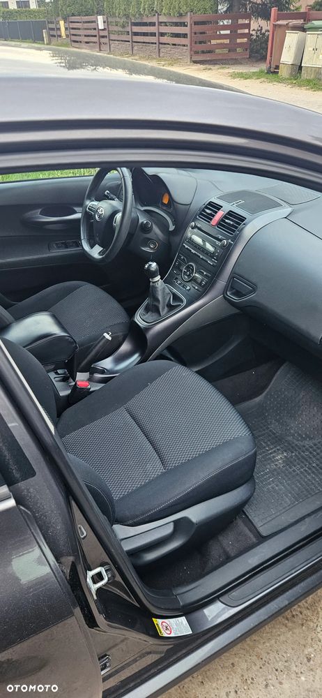 Toyota Auris 1.6 Luna - 13