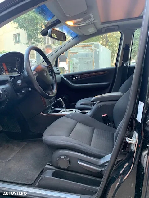 Mercedes-Benz A - 7