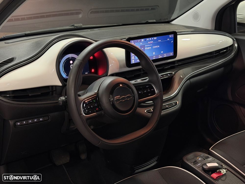 Fiat 500e 42kWh ICON - 8
