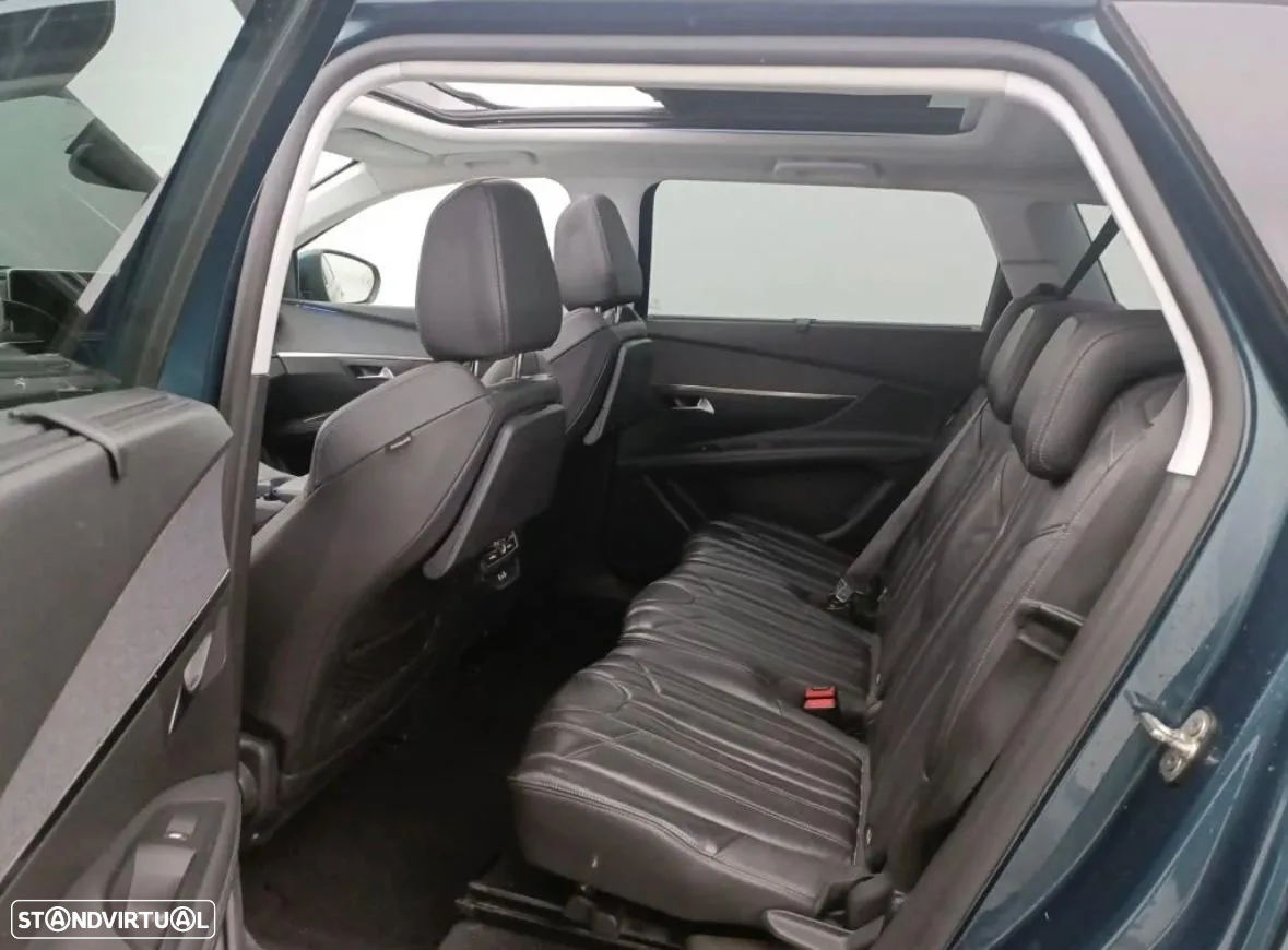 Peugeot 5008 1.5 BlueHDi Allure Pack EAT8 - 4