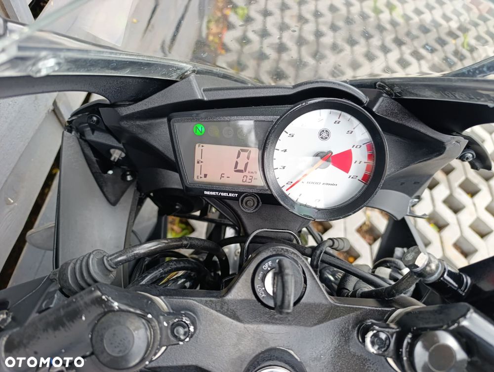 Yamaha YZF - 10