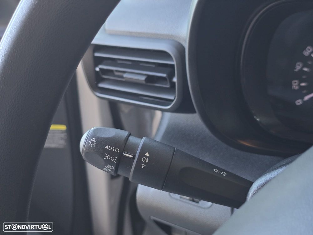 Toyota Proace City 1.5D - 12