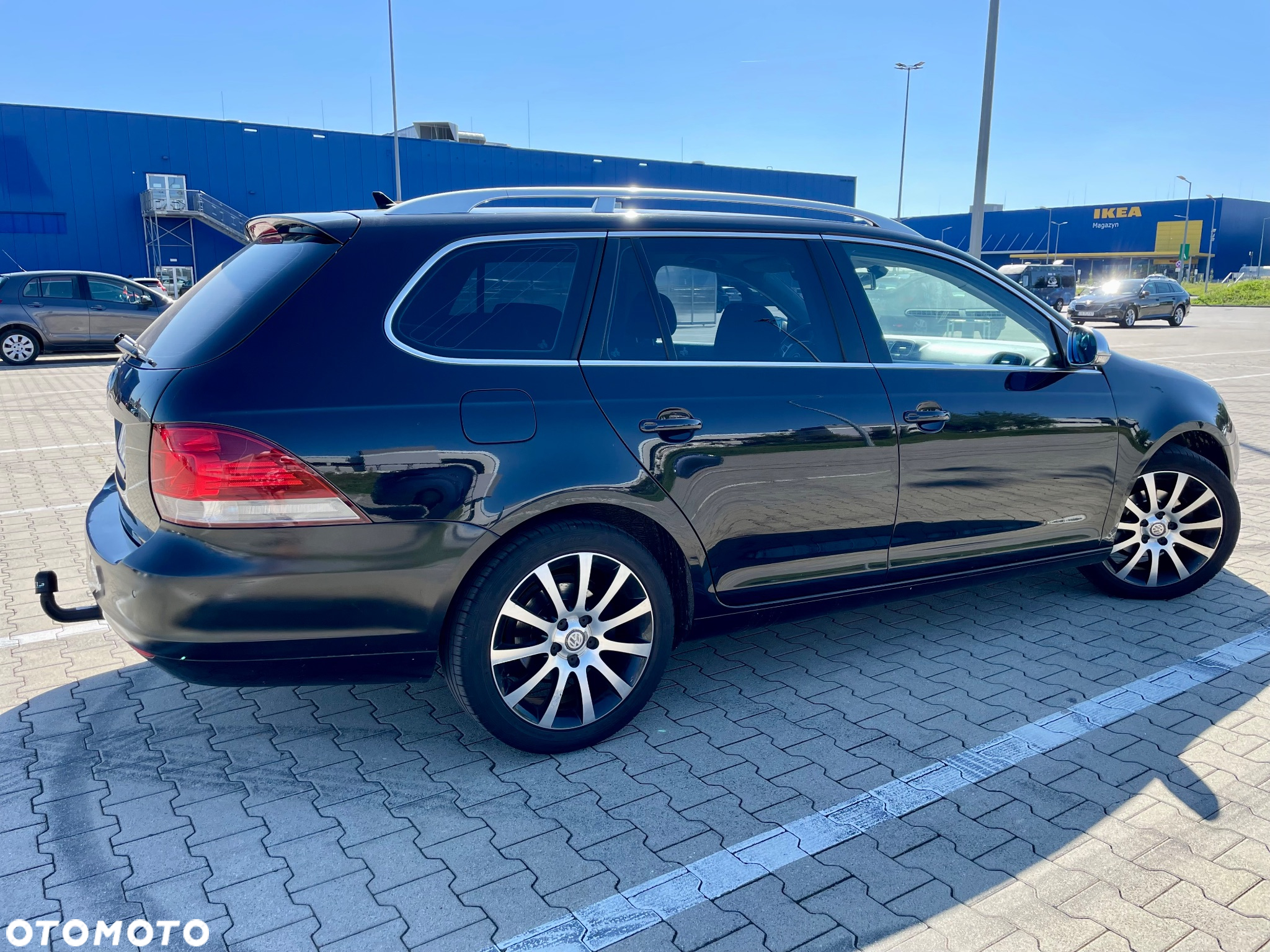 Volkswagen Golf 1.6 TDI BlueMotion Technology Comfortline - 8